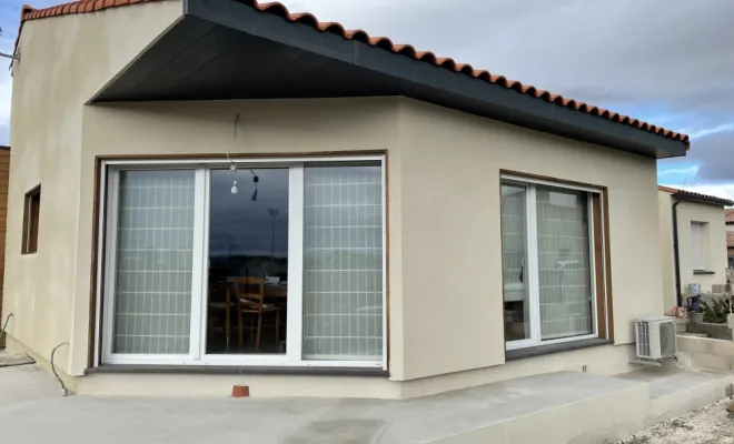 Projection sur maison neuve en isolation bois vers Pia, Rivesaltes, Roussel Façade
