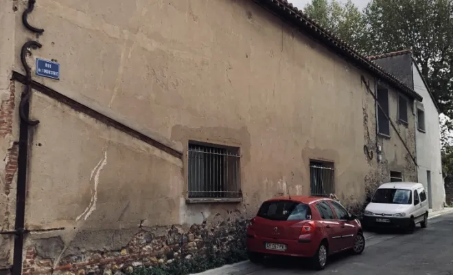 Finition talochée à Rivesaltes , Roussel façade 